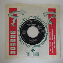 Load image into Gallery viewer, Lulu : Let's Pretend / To Sir With Love (7", Single)