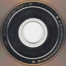 Load image into Gallery viewer, Avril Lavigne : Under My Skin (CD, Album + DVD-V, PAL + S/Edition)