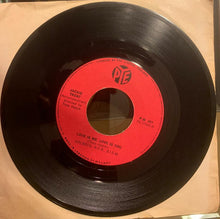 Load image into Gallery viewer, Jackie Trent : Love Is Me, Love Is You / This time (7", Single)