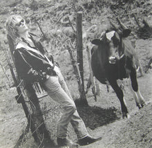 Load image into Gallery viewer, Daryl Hall : Three Hearts In The Happy Ending Machine (LP, Album)
