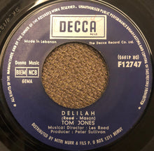 Load image into Gallery viewer, Tom Jones : Smile / Delilah (7&quot;)
