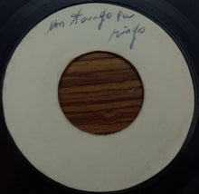 Load image into Gallery viewer, Vinicio (2) : Un Tango Per Ringo / Tango 007 (7", Promo)
