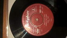 Load image into Gallery viewer, Fairuz : اعياد بعلبك  Fairuz At Ba&#39;albak  (7&quot;, Mono)
