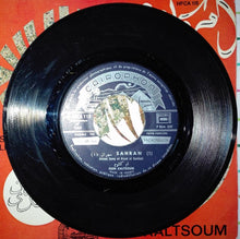 Load image into Gallery viewer, أم كلثوم* = Oum Kaltsoum* : سهران لوحدي = Sahran Liwahdi (7&quot;)
