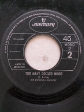 Load image into Gallery viewer, Sir Douglas Quintet : Dynamite Woman (7", Mono)
