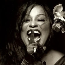 Load image into Gallery viewer, Chaka Khan Featuring The London Symphony Orchestra : Classikhan (CD, Album)
